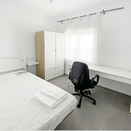Apartmán Elegant 4 Beds Near Train Station Upto 10 Pax Castellón de la Plana